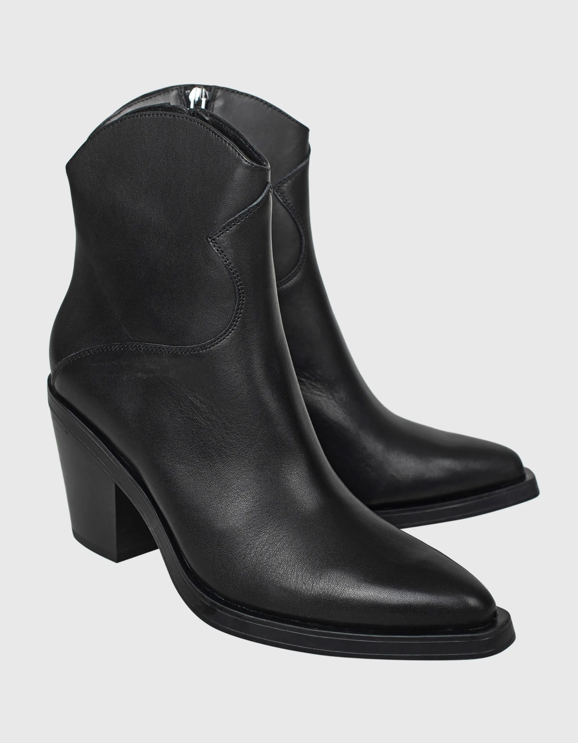 ASH Judy Black // Leder-Stiefelette
