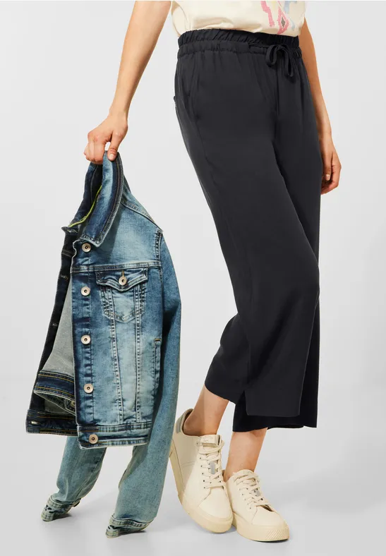 Casual Fit Hose