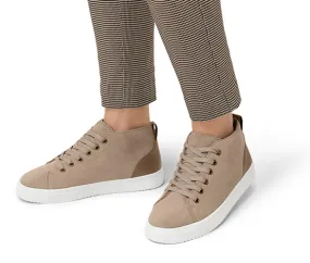 Gefütterter Veloursleder-Sneaker