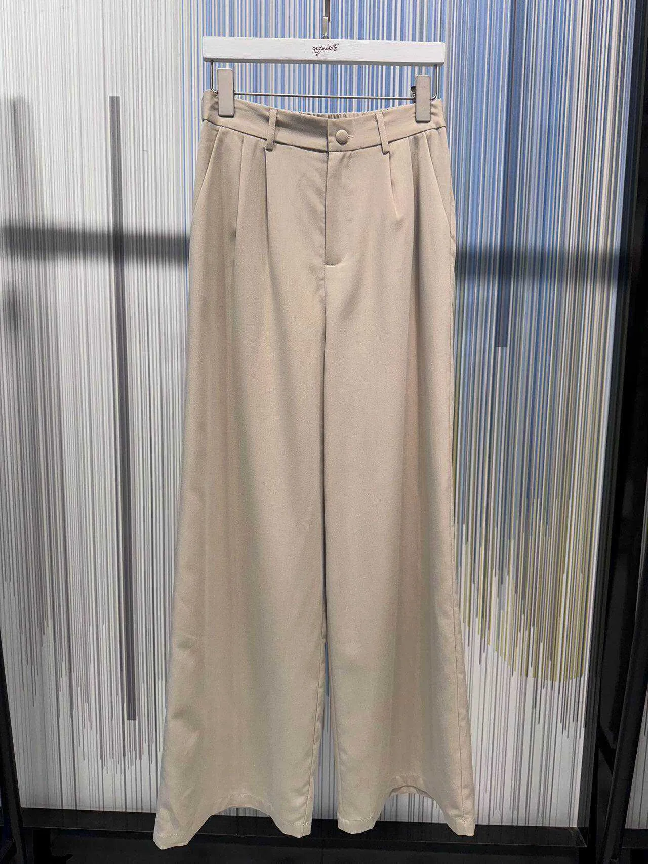Schicke weite Hose