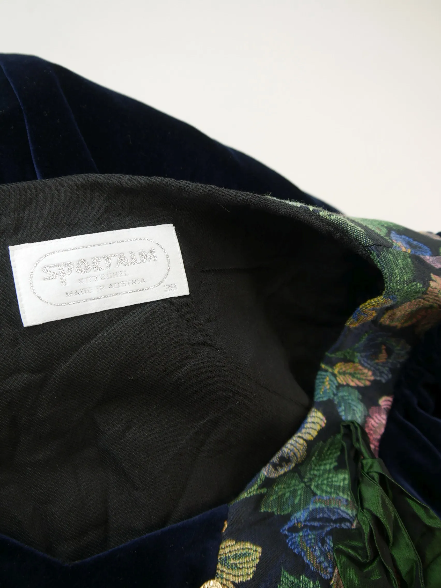Sportalm Kitzbühel schwarz mit Puffärmel Landhaus Kleid Trachtenkleid Gr.36